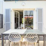 Caro - 4-bedroom Townhouse In Holiday home Ares