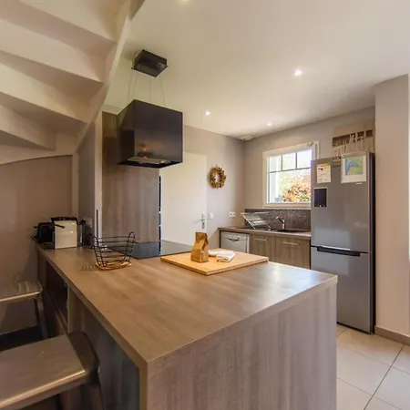 Caro - 4-bedroom Townhouse In