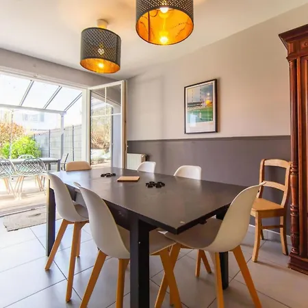 Caro - 4-bedroom Townhouse In Prázdninový dům Ares