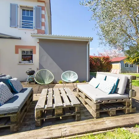 Caro - 4-bedroom Townhouse In Prázdninový dům